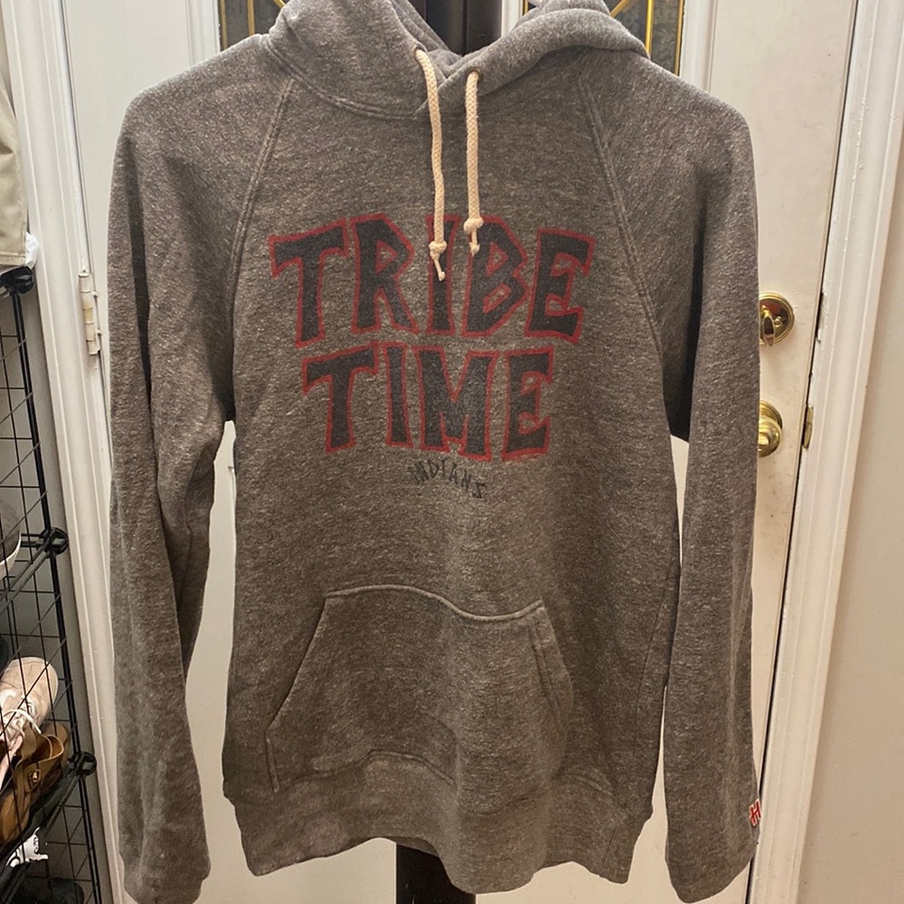 Homage. Cleveland Indians “Tribe Time” hoodie. Size S.